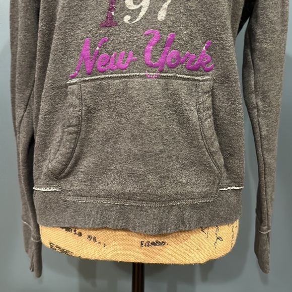 American eagle distressed hoodie size medium women’s - Picture 5 of 9